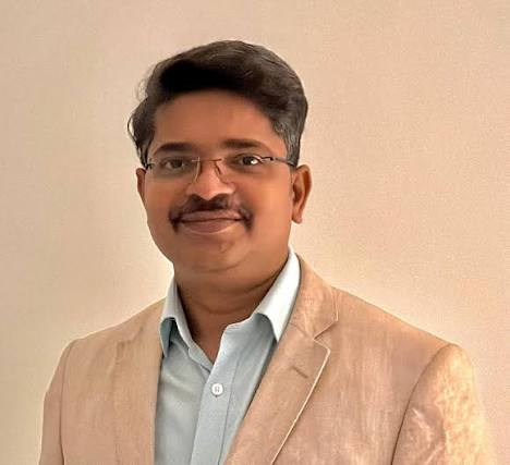Dr. Prabakar D Senior Consultant Vascular & Endovascular Surgeon | Yashoda Hospitals